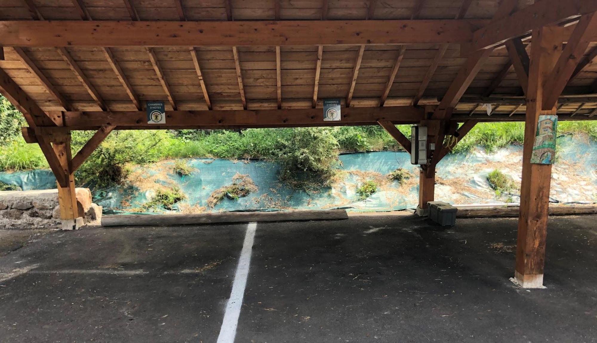 Le Clos Des Pierres Rouges Saint-Privat-dʼAllier Esterno foto
